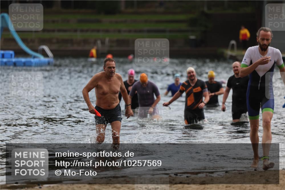 13.09.2026 - Stadtparktriathlon Mo-Foto http://msf.ph/oto/10257569 13.09.2026 11:34:17 Schwimmen 849, 863, 887, 934 meine-sportfotos.de