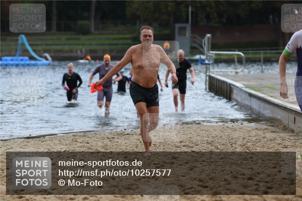 13.09.2026 - Stadtparktriathlon Mo-Foto http://msf.ph/oto/10257577 13.09.2026 11:34:23 Schwimmen 849, 854, 856, 863, 887, 934 meine-sportfotos.de