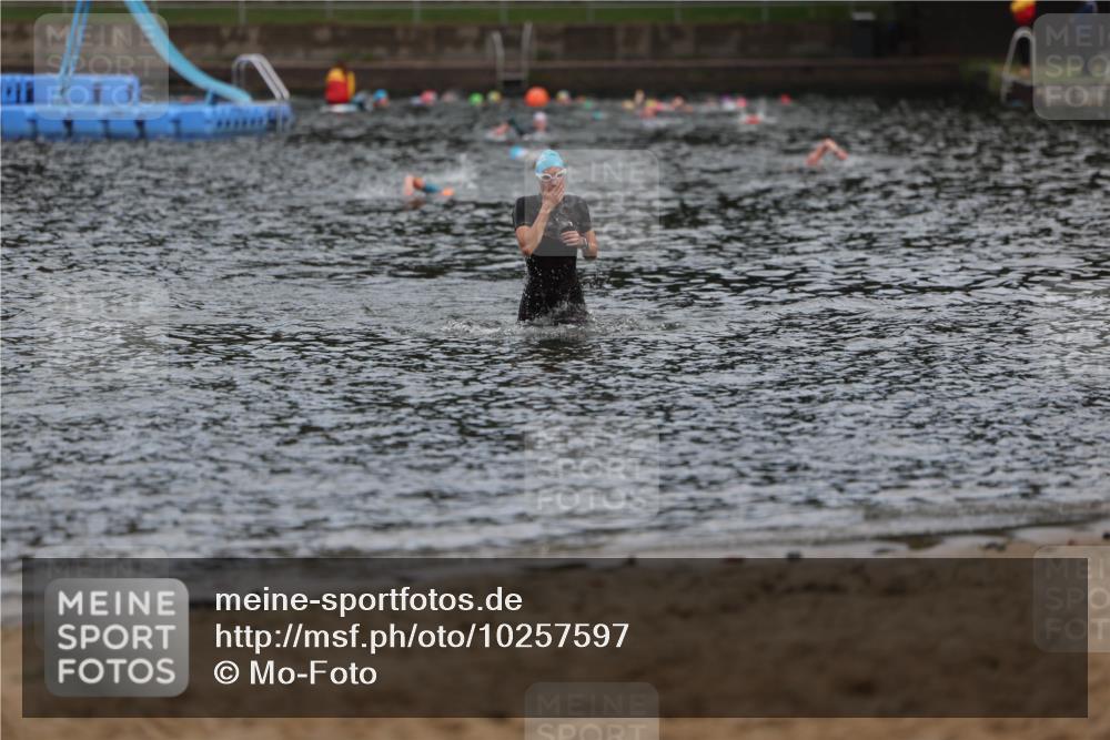 13.09.2026 - Stadtparktriathlon Mo-Foto http://msf.ph/oto/10257597 13.09.2026 11:10:23 Schwimmen 718 meine-sportfotos.de