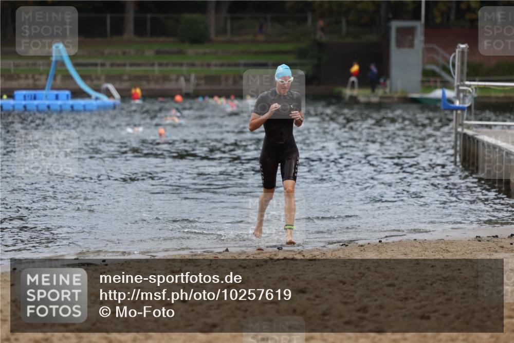 13.09.2026 - Stadtparktriathlon Mo-Foto http://msf.ph/oto/10257619 13.09.2026 11:10:31 Schwimmen 718 meine-sportfotos.de
