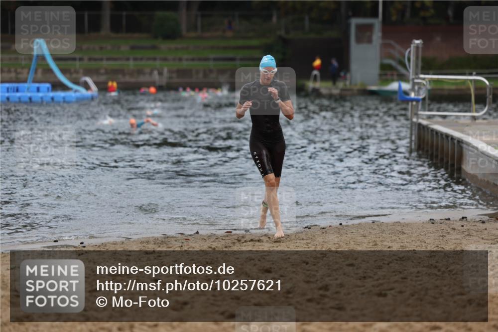 13.09.2026 - Stadtparktriathlon Mo-Foto http://msf.ph/oto/10257621 13.09.2026 11:10:31 Schwimmen 718 meine-sportfotos.de