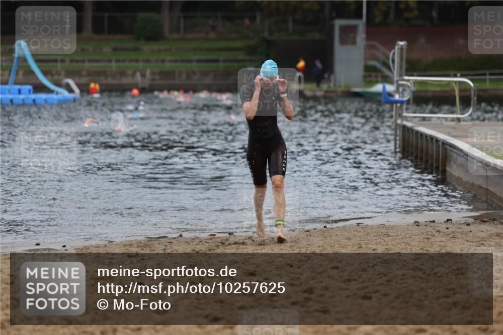 13.09.2026 - Stadtparktriathlon Mo-Foto http://msf.ph/oto/10257625 13.09.2026 11:10:31 Schwimmen 718 meine-sportfotos.de
