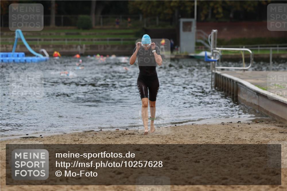 13.09.2026 - Stadtparktriathlon Mo-Foto http://msf.ph/oto/10257628 13.09.2026 11:10:32 Schwimmen 718 meine-sportfotos.de
