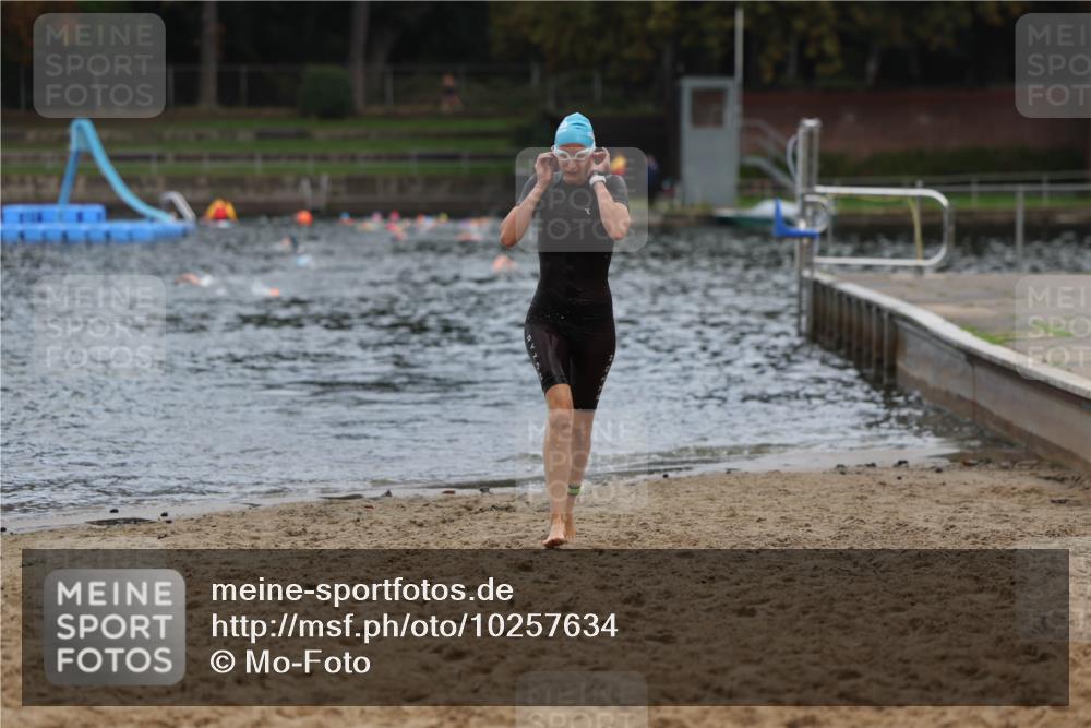 13.09.2026 - Stadtparktriathlon Mo-Foto http://msf.ph/oto/10257634 13.09.2026 11:10:32 Schwimmen 718 meine-sportfotos.de
