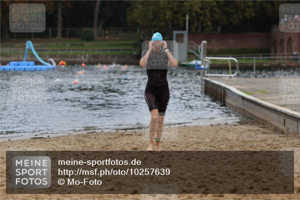 13.09.2026 - Stadtparktriathlon Mo-Foto http://msf.ph/oto/10257639 13.09.2026 11:10:33 Schwimmen 718 meine-sportfotos.de