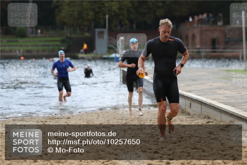 13.09.2026 - Stadtparktriathlon Mo-Foto http://msf.ph/oto/10257650 13.09.2026 11:34:37 Schwimmen 854, 856, 878, 920, 925, 928 meine-sportfotos.de