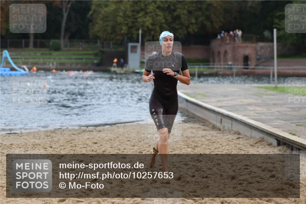 13.09.2026 - Stadtparktriathlon Mo-Foto http://msf.ph/oto/10257653 13.09.2026 11:10:34 Schwimmen 718 meine-sportfotos.de