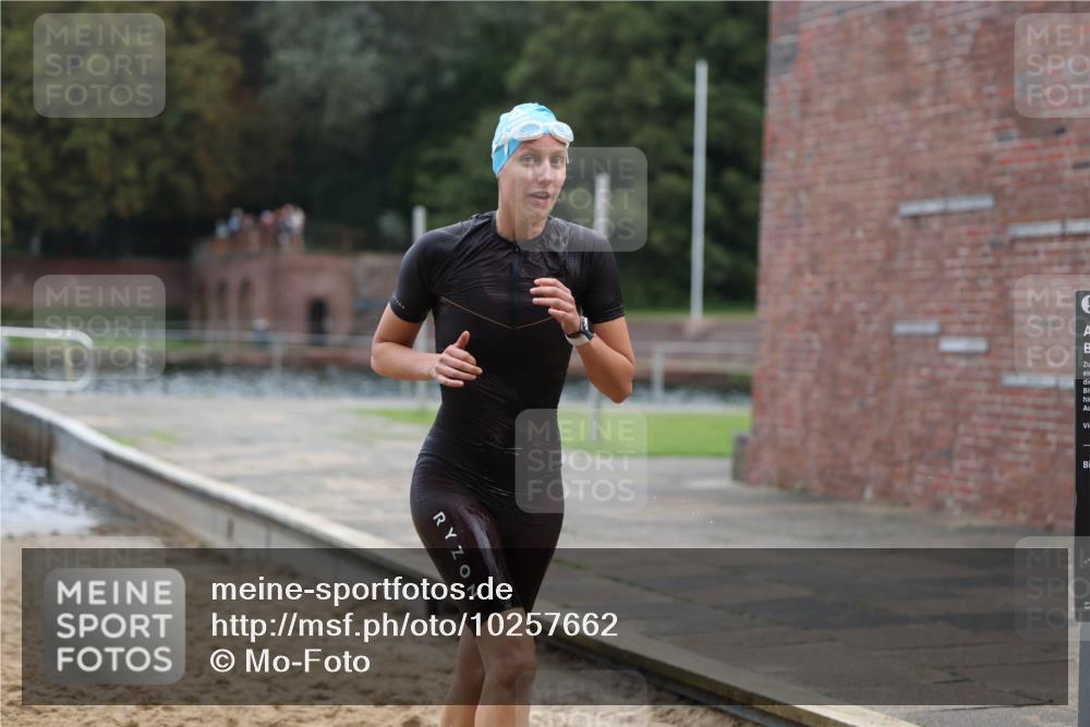 13.09.2026 - Stadtparktriathlon Mo-Foto http://msf.ph/oto/10257662 13.09.2026 11:10:36 Schwimmen 718 meine-sportfotos.de