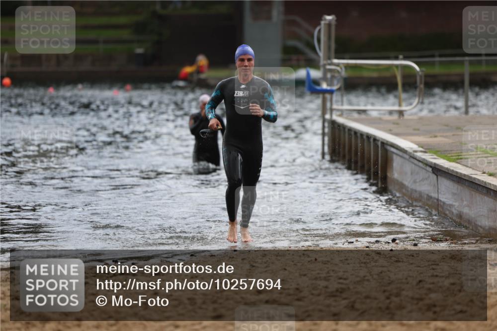 13.09.2026 - Stadtparktriathlon Mo-Foto http://msf.ph/oto/10257694 13.09.2026 11:34:47 Schwimmen 878, 880, 920 meine-sportfotos.de