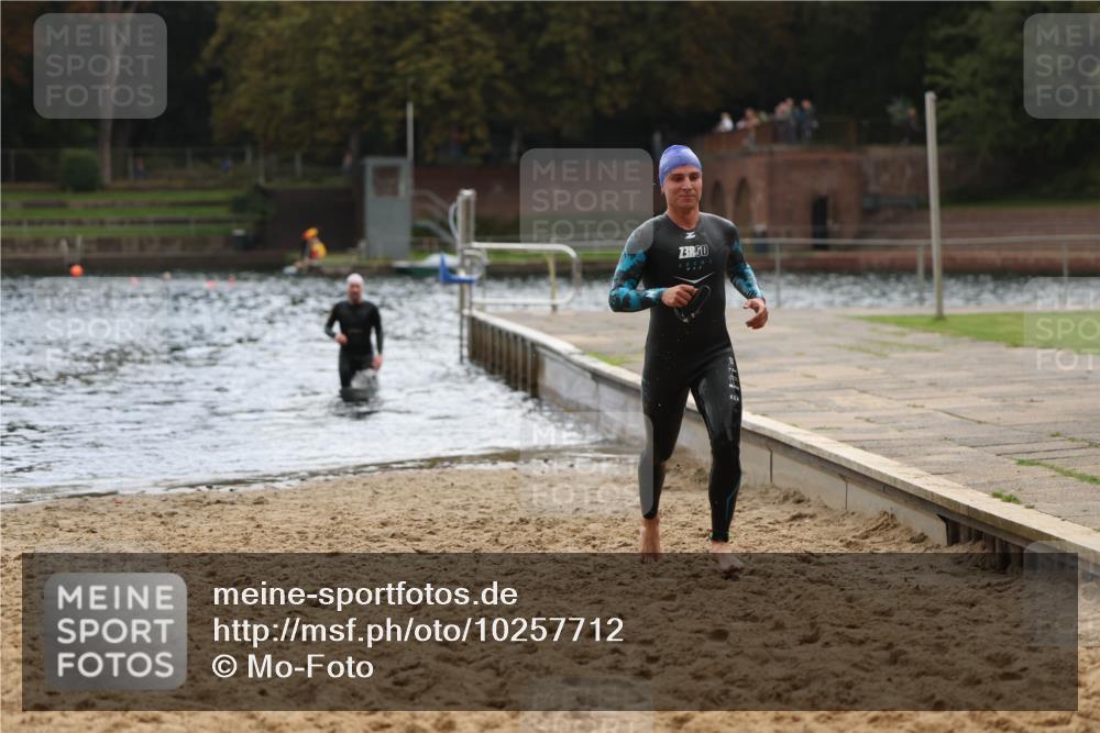 13.09.2026 - Stadtparktriathlon Mo-Foto http://msf.ph/oto/10257712 13.09.2026 11:34:50 Schwimmen 878, 880 meine-sportfotos.de