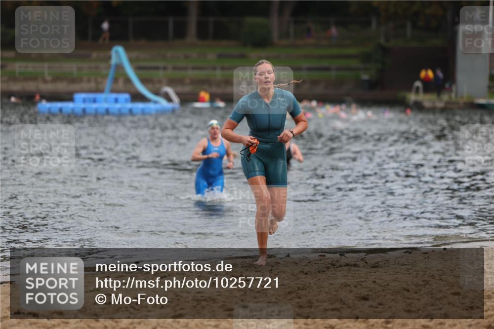 13.09.2026 - Stadtparktriathlon Mo-Foto http://msf.ph/oto/10257721 13.09.2026 11:10:58 Schwimmen 735, 754 meine-sportfotos.de