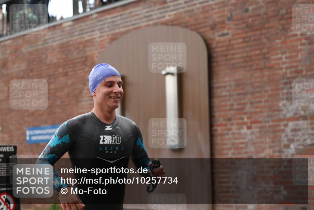 13.09.2026 - Stadtparktriathlon Mo-Foto http://msf.ph/oto/10257734 13.09.2026 11:34:53 Schwimmen 878, 880 meine-sportfotos.de