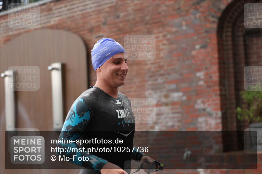 13.09.2026 - Stadtparktriathlon Mo-Foto http://msf.ph/oto/10257736 13.09.2026 11:34:53 Schwimmen 878, 880 meine-sportfotos.de