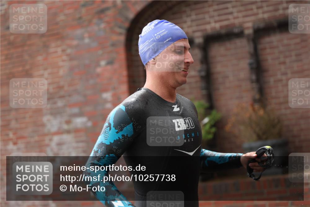 13.09.2026 - Stadtparktriathlon Mo-Foto http://msf.ph/oto/10257738 13.09.2026 11:34:54 Schwimmen 878, 880 meine-sportfotos.de