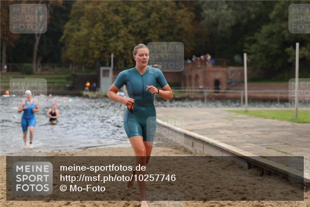 13.09.2026 - Stadtparktriathlon Mo-Foto http://msf.ph/oto/10257746 13.09.2026 11:11:01 Schwimmen 735, 754, 770 meine-sportfotos.de