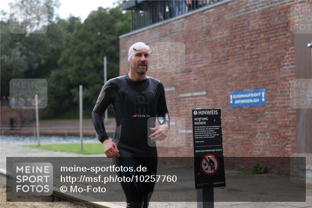 13.09.2026 - Stadtparktriathlon Mo-Foto http://msf.ph/oto/10257760 13.09.2026 11:35:03 Schwimmen 880 meine-sportfotos.de