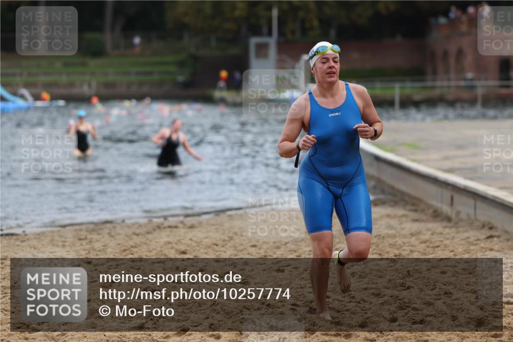13.09.2026 - Stadtparktriathlon Mo-Foto http://msf.ph/oto/10257774 13.09.2026 11:11:04 Schwimmen 735, 754, 760, 770 meine-sportfotos.de