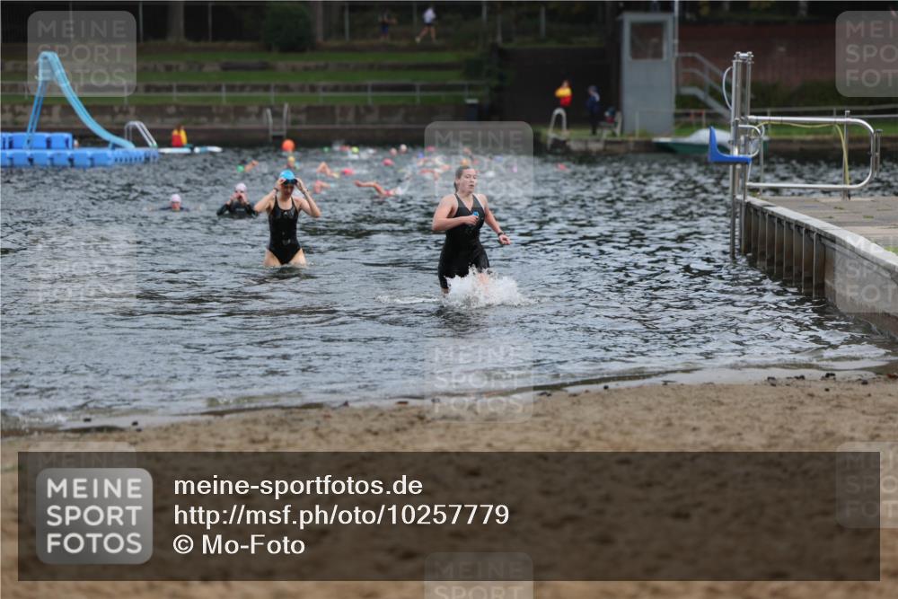 13.09.2026 - Stadtparktriathlon Mo-Foto http://msf.ph/oto/10257779 13.09.2026 11:11:05 Schwimmen 735, 754, 760, 770 meine-sportfotos.de