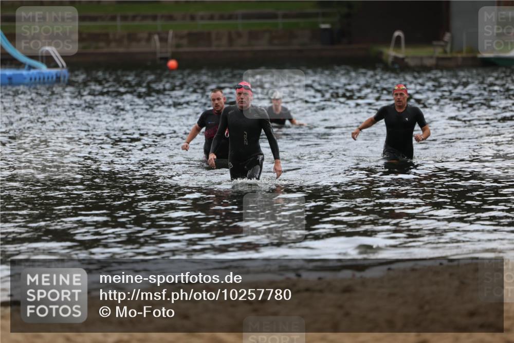 13.09.2026 - Stadtparktriathlon Mo-Foto http://msf.ph/oto/10257780 13.09.2026 11:36:21 Schwimmen  meine-sportfotos.de