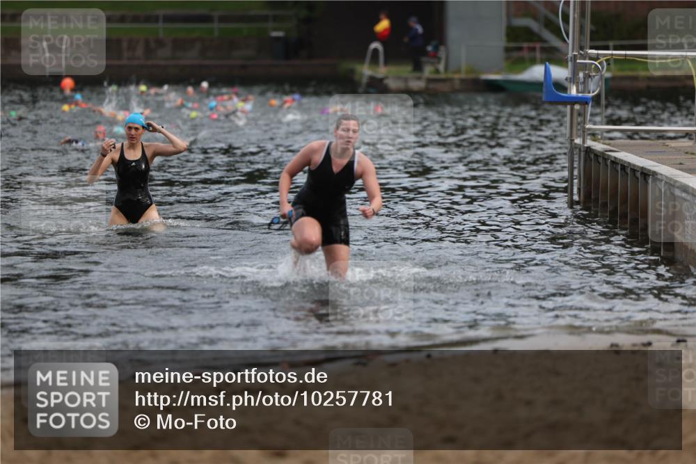 13.09.2026 - Stadtparktriathlon Mo-Foto http://msf.ph/oto/10257781 13.09.2026 11:11:07 Schwimmen 754, 760, 770 meine-sportfotos.de