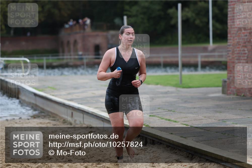 13.09.2026 - Stadtparktriathlon Mo-Foto http://msf.ph/oto/10257824 13.09.2026 11:11:13 Schwimmen 760, 770 meine-sportfotos.de