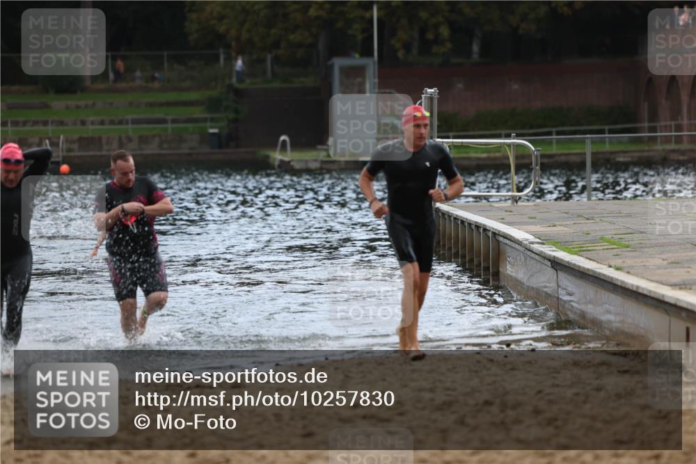 13.09.2026 - Stadtparktriathlon Mo-Foto http://msf.ph/oto/10257830 13.09.2026 11:36:31 Schwimmen 832, 852, 861 meine-sportfotos.de