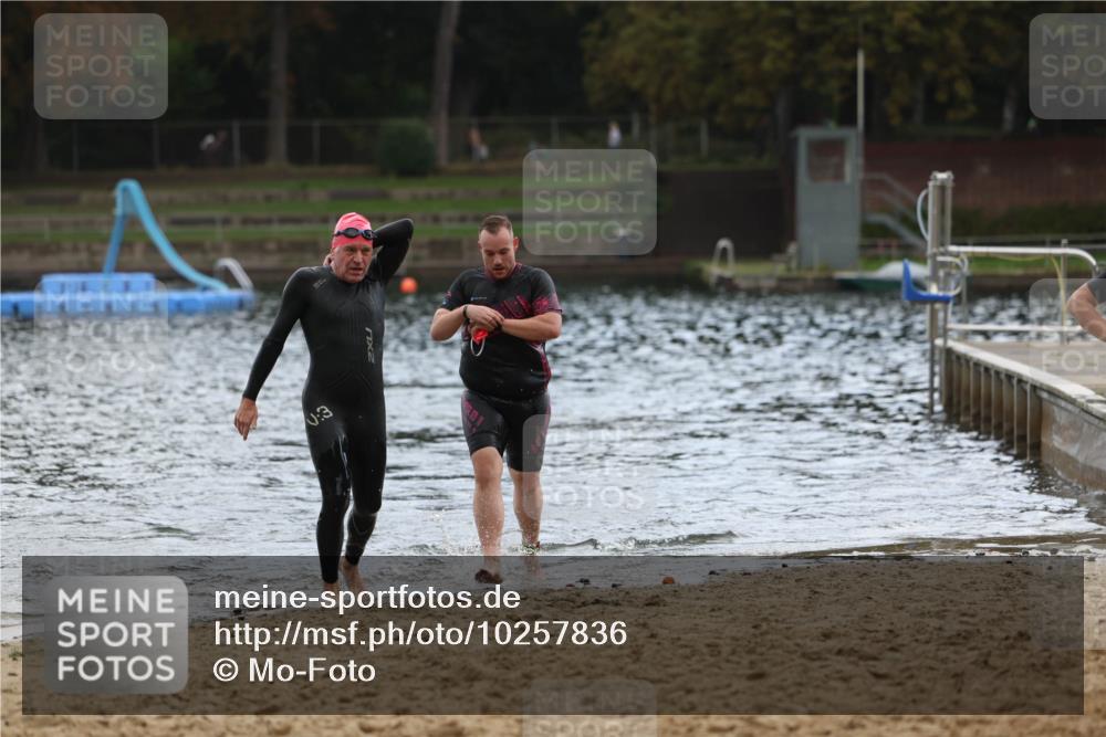 13.09.2026 - Stadtparktriathlon Mo-Foto http://msf.ph/oto/10257836 13.09.2026 11:36:33 Schwimmen 832, 852, 861 meine-sportfotos.de