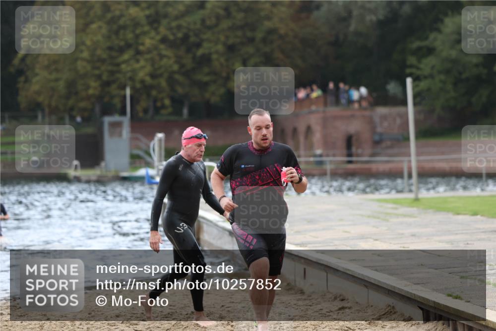 13.09.2026 - Stadtparktriathlon Mo-Foto http://msf.ph/oto/10257852 13.09.2026 11:36:36 Schwimmen 832, 852, 861 meine-sportfotos.de
