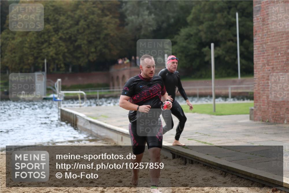 13.09.2026 - Stadtparktriathlon Mo-Foto http://msf.ph/oto/10257859 13.09.2026 11:36:38 Schwimmen 832, 852, 861, 902 meine-sportfotos.de