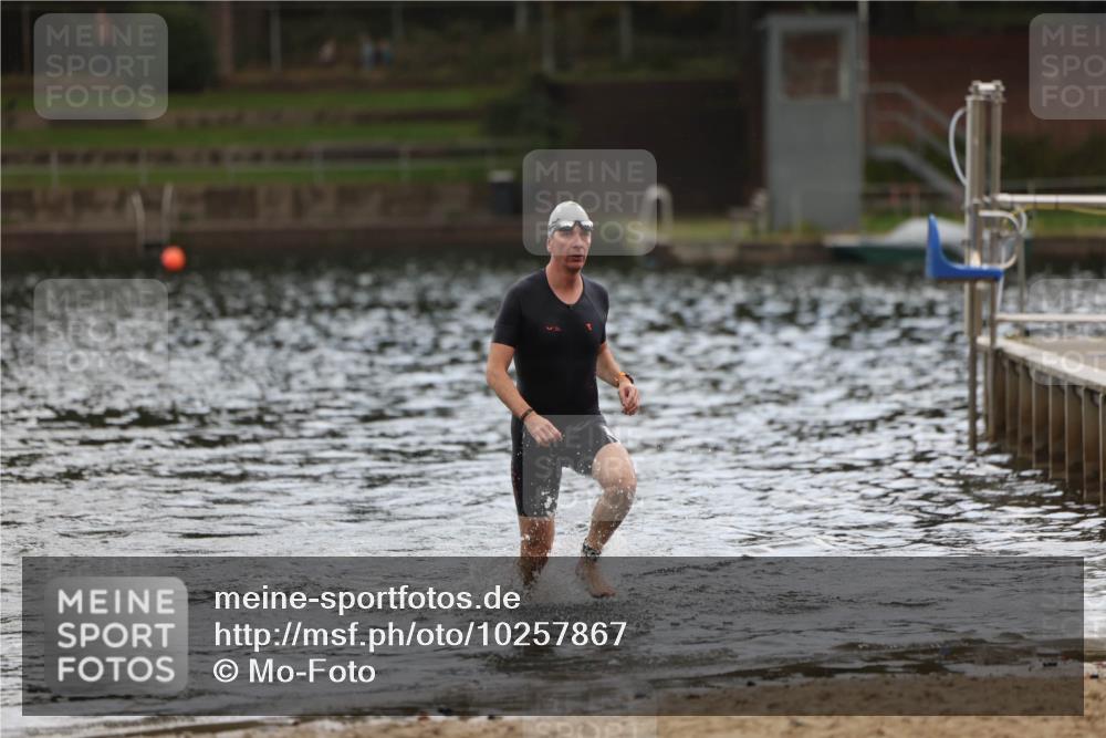 13.09.2026 - Stadtparktriathlon Mo-Foto http://msf.ph/oto/10257867 13.09.2026 11:36:42 Schwimmen 832, 852, 902 meine-sportfotos.de