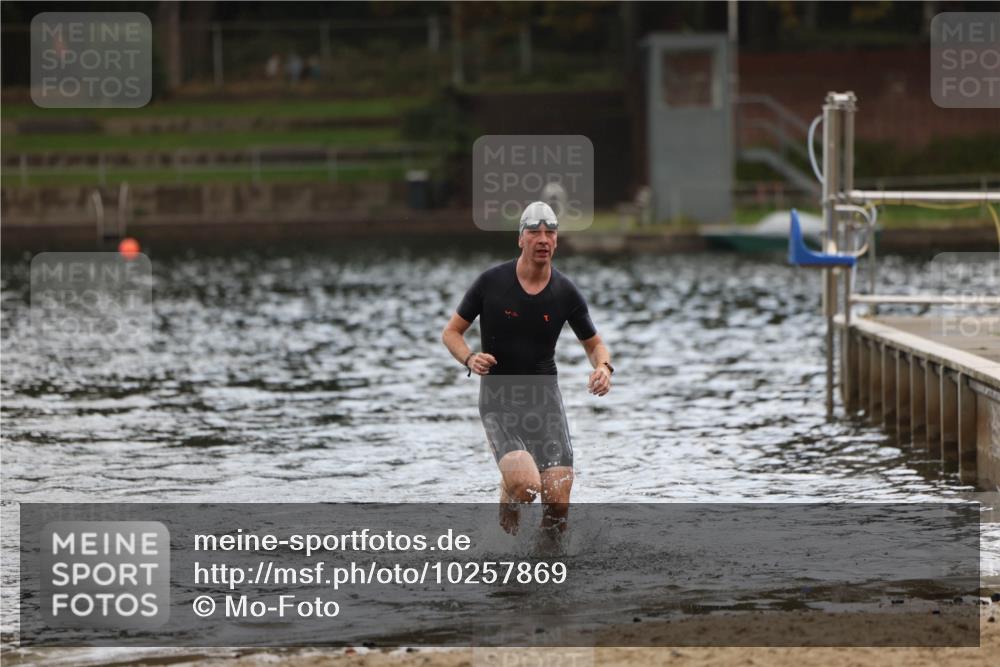 13.09.2026 - Stadtparktriathlon Mo-Foto http://msf.ph/oto/10257869 13.09.2026 11:36:42 Schwimmen 832, 852, 902 meine-sportfotos.de