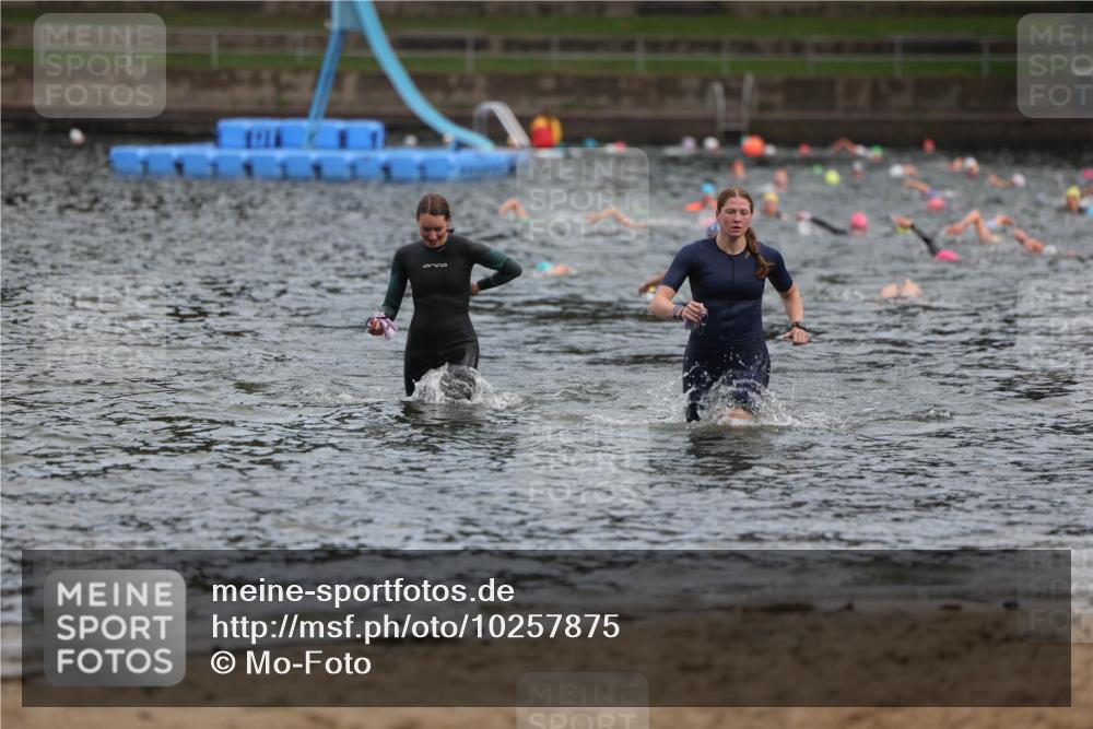 13.09.2026 - Stadtparktriathlon Mo-Foto http://msf.ph/oto/10257875 13.09.2026 11:11:25 Schwimmen 752, 790 meine-sportfotos.de
