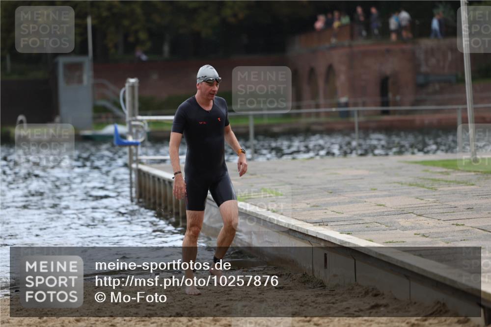 13.09.2026 - Stadtparktriathlon Mo-Foto http://msf.ph/oto/10257876 13.09.2026 11:36:45 Schwimmen 902 meine-sportfotos.de
