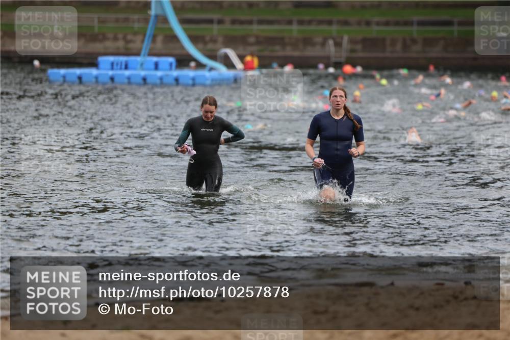 13.09.2026 - Stadtparktriathlon Mo-Foto http://msf.ph/oto/10257878 13.09.2026 11:11:26 Schwimmen 752, 790 meine-sportfotos.de