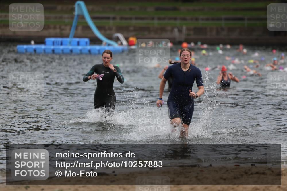 13.09.2026 - Stadtparktriathlon Mo-Foto http://msf.ph/oto/10257883 13.09.2026 11:11:28 Schwimmen 752, 790 meine-sportfotos.de