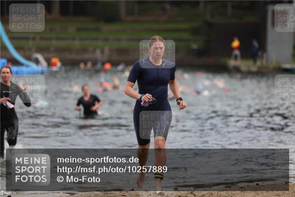 13.09.2026 - Stadtparktriathlon Mo-Foto http://msf.ph/oto/10257889 13.09.2026 11:11:30 Schwimmen 752, 790 meine-sportfotos.de