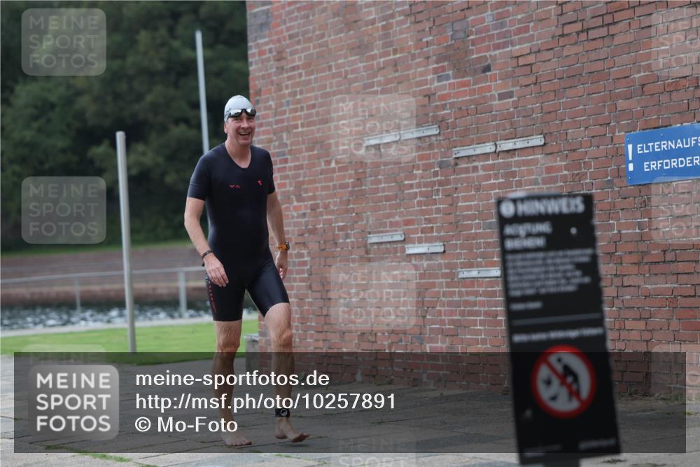 13.09.2026 - Stadtparktriathlon Mo-Foto http://msf.ph/oto/10257891 13.09.2026 11:36:49 Schwimmen 902 meine-sportfotos.de