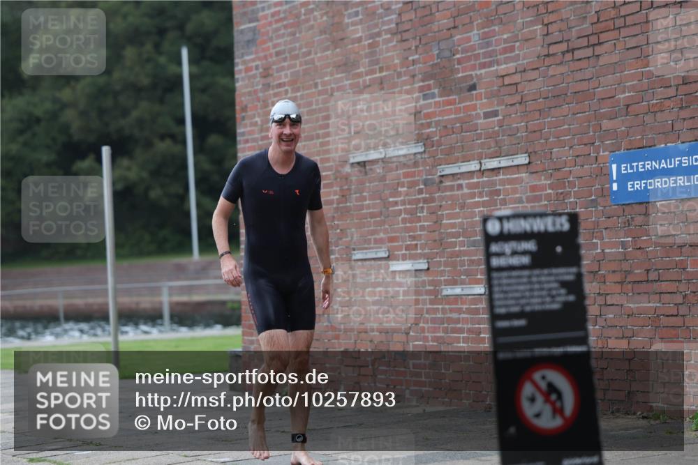 13.09.2026 - Stadtparktriathlon Mo-Foto http://msf.ph/oto/10257893 13.09.2026 11:36:49 Schwimmen 902 meine-sportfotos.de