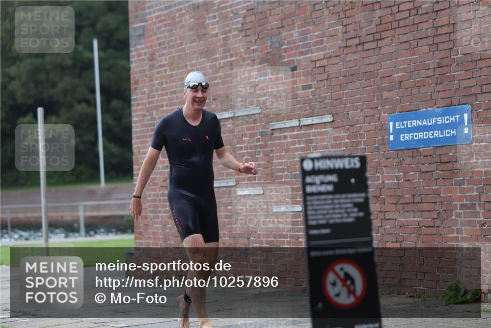 13.09.2026 - Stadtparktriathlon Mo-Foto http://msf.ph/oto/10257896 13.09.2026 11:36:50 Schwimmen 902 meine-sportfotos.de