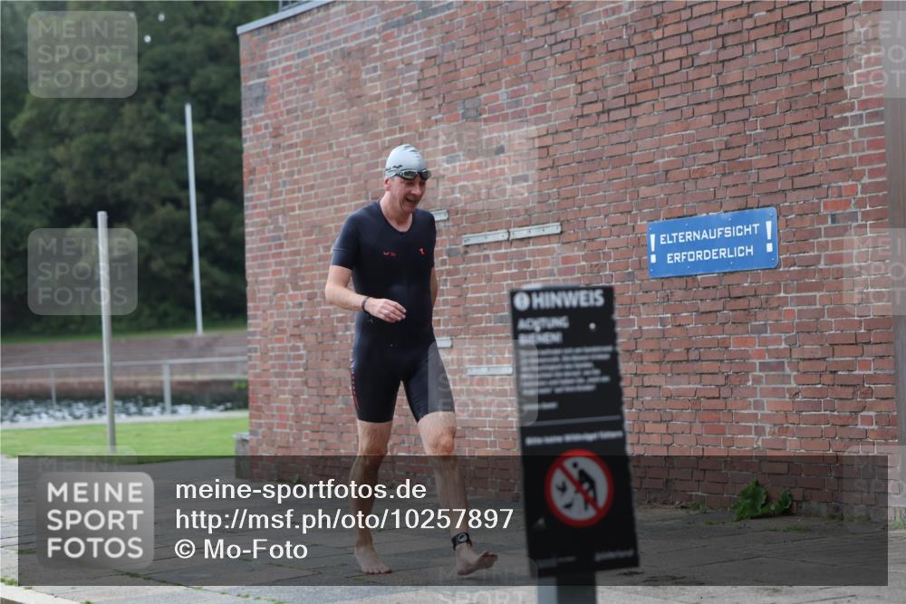 13.09.2026 - Stadtparktriathlon Mo-Foto http://msf.ph/oto/10257897 13.09.2026 11:36:50 Schwimmen 902 meine-sportfotos.de