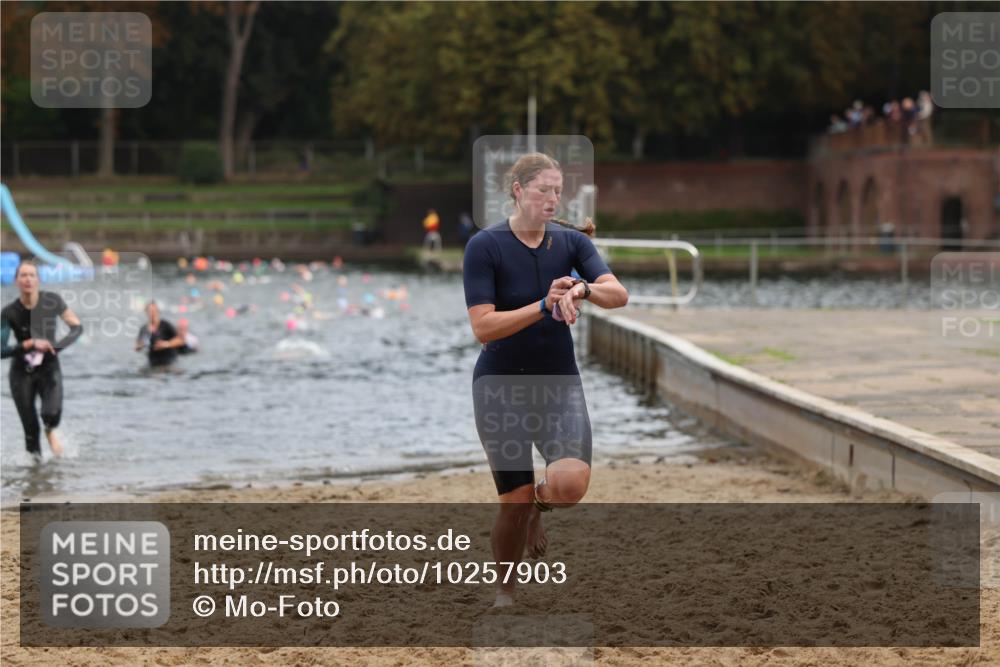 13.09.2026 - Stadtparktriathlon Mo-Foto http://msf.ph/oto/10257903 13.09.2026 11:11:32 Schwimmen 736, 752, 790 meine-sportfotos.de