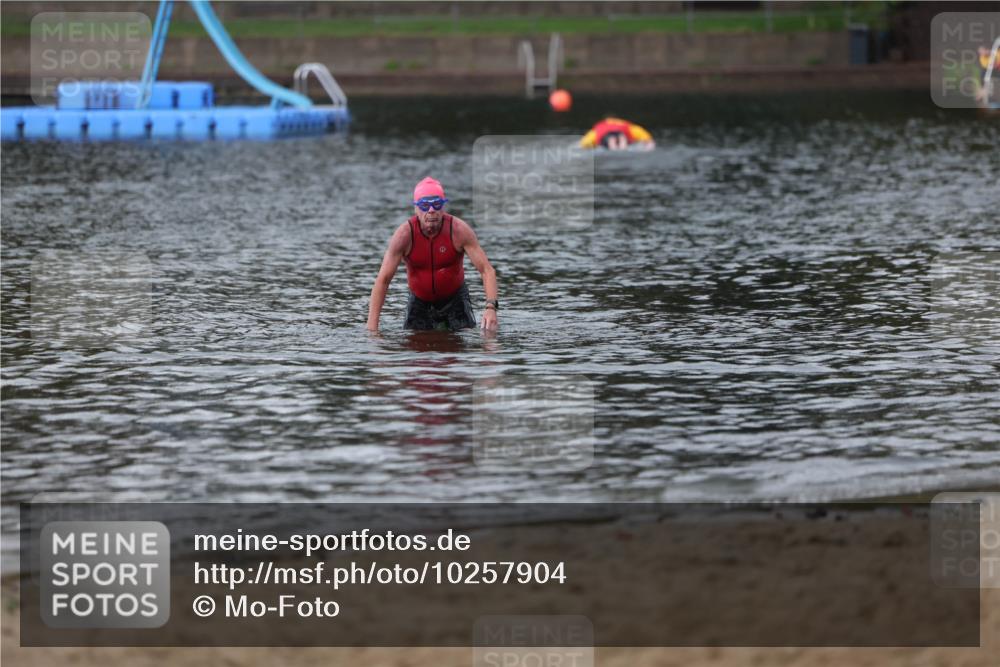 13.09.2026 - Stadtparktriathlon Mo-Foto http://msf.ph/oto/10257904 13.09.2026 11:44:13 Schwimmen  meine-sportfotos.de