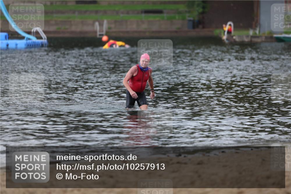 13.09.2026 - Stadtparktriathlon Mo-Foto http://msf.ph/oto/10257913 13.09.2026 11:44:19 Schwimmen  meine-sportfotos.de