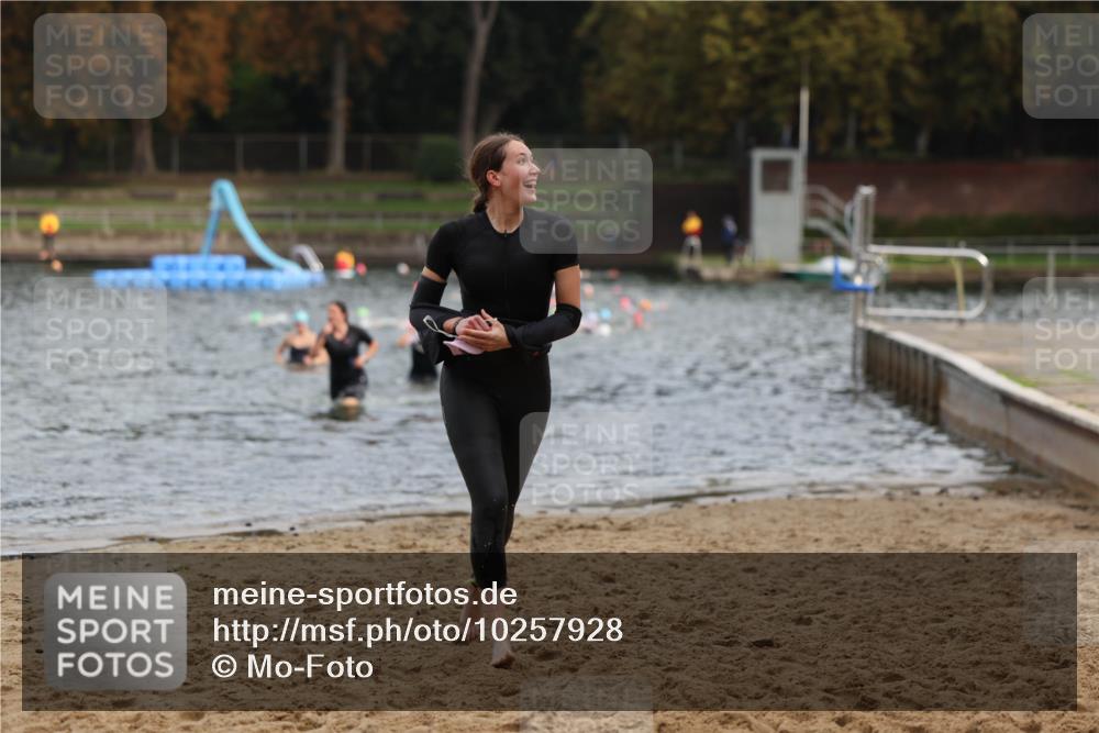 13.09.2026 - Stadtparktriathlon Mo-Foto http://msf.ph/oto/10257928 13.09.2026 11:11:36 Schwimmen 736, 752, 790 meine-sportfotos.de