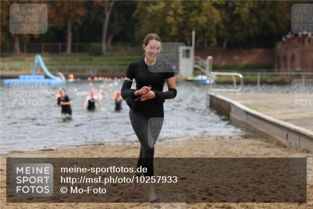 13.09.2026 - Stadtparktriathlon Mo-Foto http://msf.ph/oto/10257933 13.09.2026 11:11:36 Schwimmen 736, 752, 790 meine-sportfotos.de