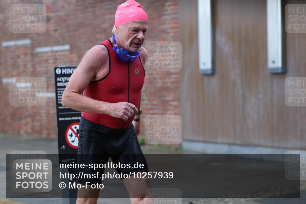13.09.2026 - Stadtparktriathlon Mo-Foto http://msf.ph/oto/10257939 13.09.2026 11:44:35 Schwimmen 932 meine-sportfotos.de