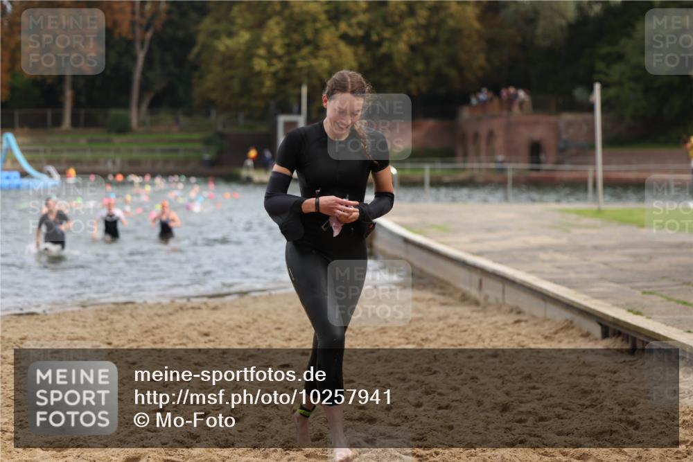 13.09.2026 - Stadtparktriathlon Mo-Foto http://msf.ph/oto/10257941 13.09.2026 11:11:37 Schwimmen 736, 752 meine-sportfotos.de