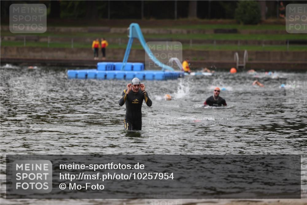 13.09.2026 - Stadtparktriathlon Mo-Foto http://msf.ph/oto/10257954 13.09.2026 11:50:55 Schwimmen  meine-sportfotos.de