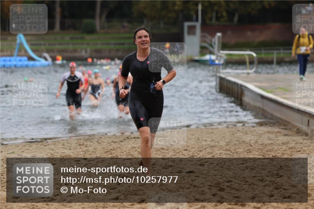 13.09.2026 - Stadtparktriathlon Mo-Foto http://msf.ph/oto/10257977 13.09.2026 11:11:45 Schwimmen 733, 736, 786, 798 meine-sportfotos.de