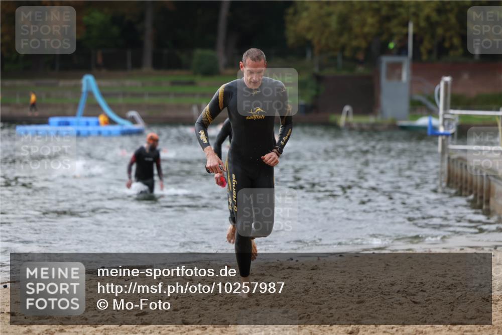 13.09.2026 - Stadtparktriathlon Mo-Foto http://msf.ph/oto/10257987 13.09.2026 11:51:09 Schwimmen 952, 962, 1017 meine-sportfotos.de
